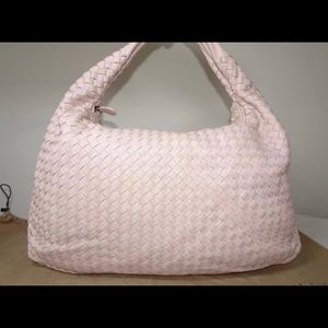 Clearance Sale Today‼️
Authentic Brand New Bottega Veneta Hobo